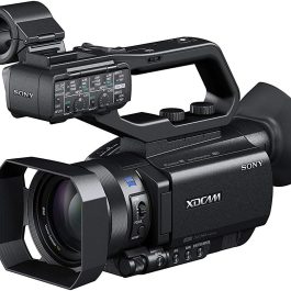 Sony PXW-X70 Professional Hand Held Camcorder,4K (Used)