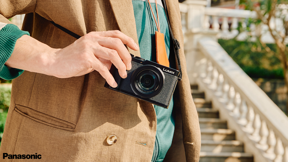 Read more about the article Panasonic Debuts New Premium Compact: LUMIX L10 Digital Camera